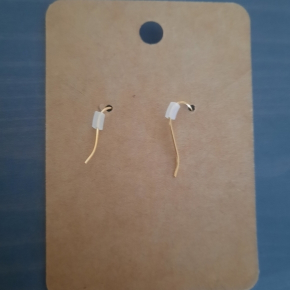 Hello Kitty Birthday Dangle Earrings Cat Cake stainless steel Ear wires NEW - Picture 9 of 13